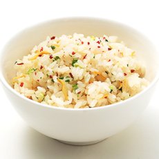 画像2: サタケ マジックライス 備蓄用 保存食 梅じゃこごはん 100ｇ(Japanese Satake Magic Rice - Stockpile Preserved Food - Ume Plum and Jako Gohan (Rice with Plum and Jako) 100g) (2)